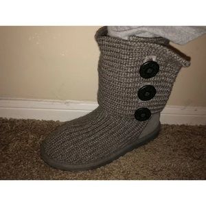 Authentic Women's UGG gray knit boots size 8